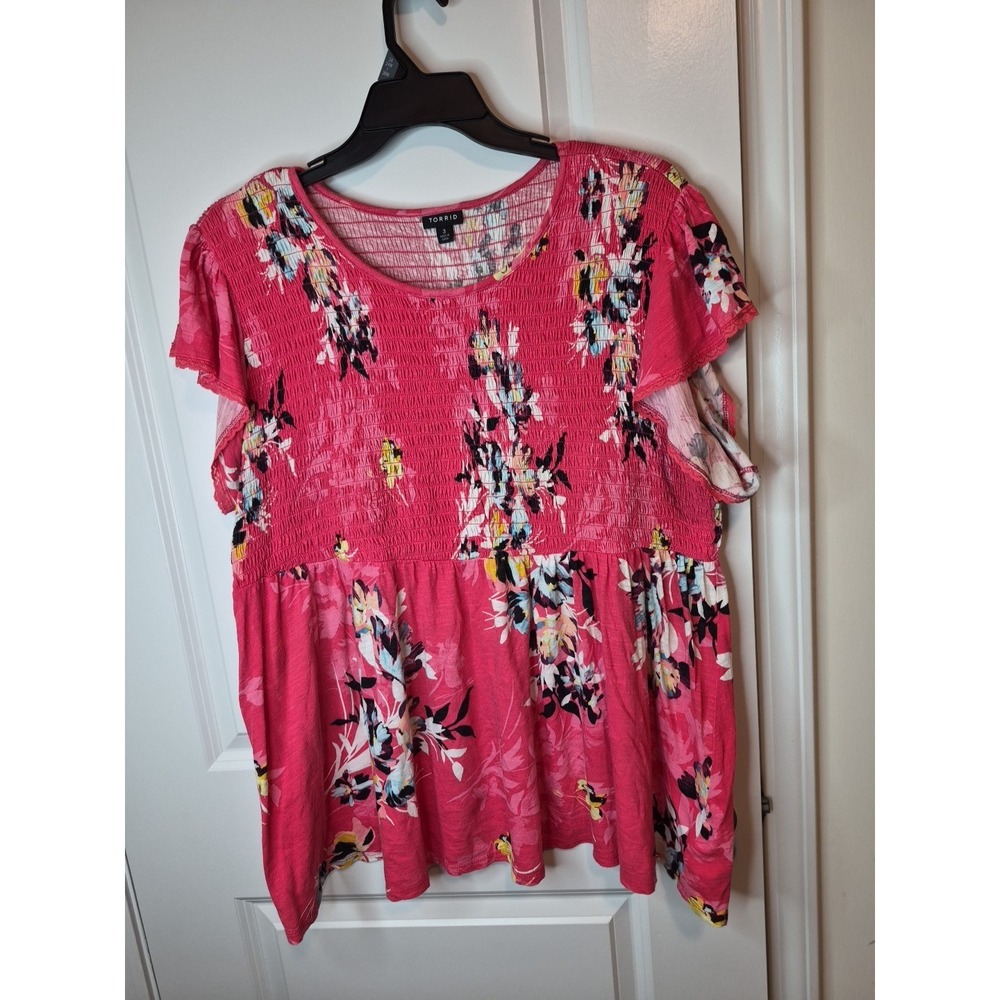 Torrid Women Top Pink Floral Babydoll Cotton Crew Neck Smocked Bodice Blouse 3‎